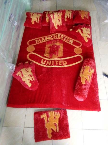 Karpet rasfur Motif Manchester United