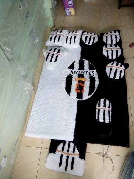 Karpet rasfur Motif Juventus